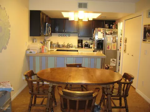 2124 E Center Ln #2, Tempe, AZ 85281 photo 12
