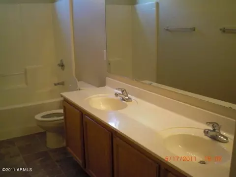 2716 E Schiliro Cir, Phoenix, AZ 85032 photo 14