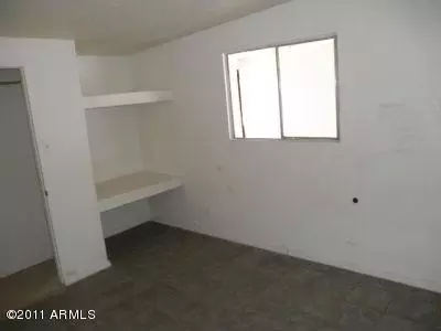 2033 N 39th Dr, Phoenix, AZ 85009 photo 11