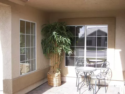 831 N Pheasant Dr, Gilbert, AZ 85234 photo 2