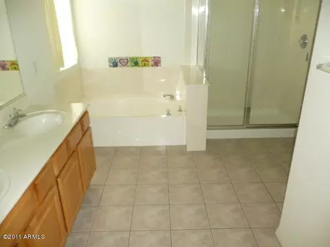 825 E Hearn Rd, Phoenix, AZ 85022 photo 7