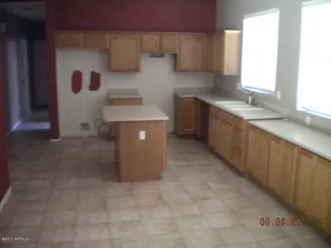 1653 E Spur St, Gilbert, AZ 85296 photo 4