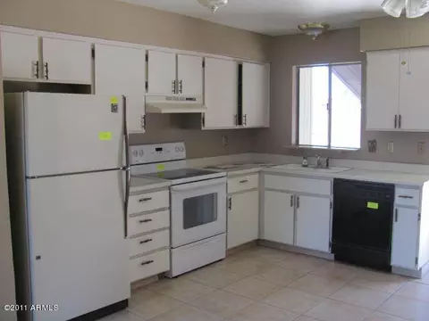 2902 E Wagoner Rd, Phoenix, AZ 85032 photo 3