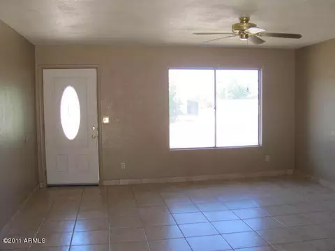 2902 E Wagoner Rd, Phoenix, AZ 85032 photo 2