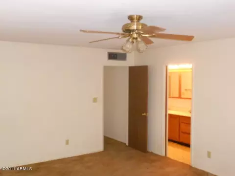 2306 E Palmcroft Dr, Tempe, AZ 85282 photo 9