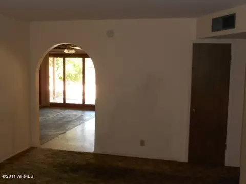 2306 E Palmcroft Dr, Tempe, AZ 85282 photo 3