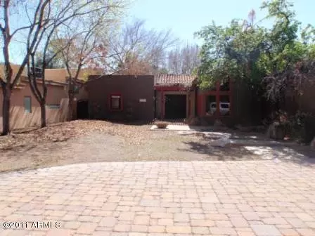 2035 E Bethany Home Rd, Phoenix, AZ 85016 photo 1