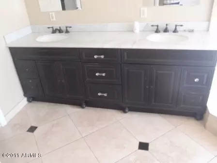 2035 E Bethany Home Rd, Phoenix, AZ 85016 photo 8