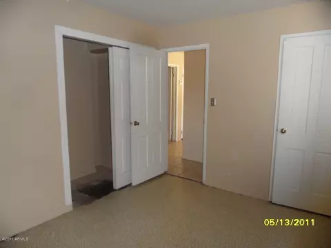 2212 E Mitchell Dr, Phoenix, AZ 85016 photo 9