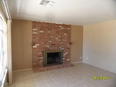 2212 E Mitchell Dr, Phoenix, AZ 85016 photo 3