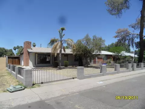 2212 E Mitchell Dr, Phoenix, AZ 85016 photo 2