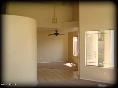 543 W Douglas Ave, Gilbert, AZ 85233 photo 4