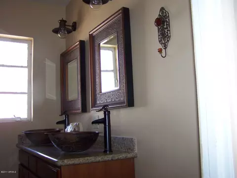 1341 E Palm Ln, Phoenix, AZ 85006 photo 10