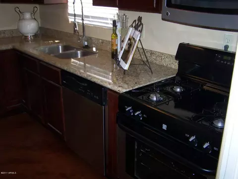 1341 E Palm Ln, Phoenix, AZ 85006 photo 6