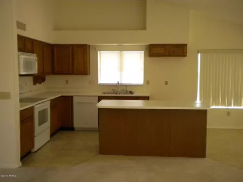7526 E Hobart Cir, Mesa, AZ 85207 photo 2