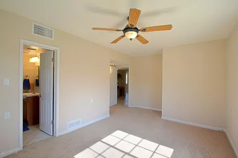 4031 E Cheery Lynn Rd, Phoenix, AZ 85018 photo 11
