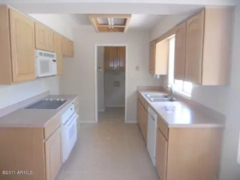 741 E Geneva Dr, Tempe, AZ 85282 photo 4