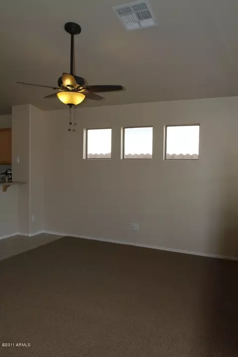 449 W Comstock Ct, Gilbert, AZ 85233 photo 14