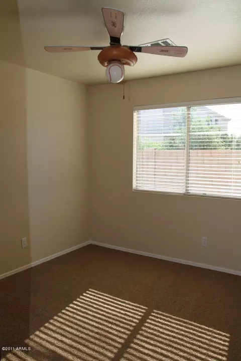 449 W Comstock Ct, Gilbert, AZ 85233 photo 27