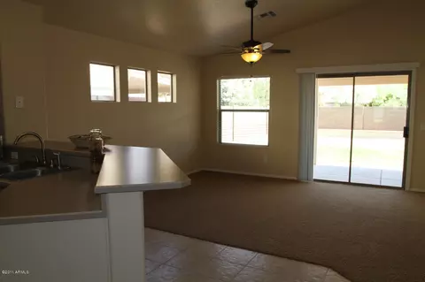 449 W Comstock Ct, Gilbert, AZ 85233 photo 12