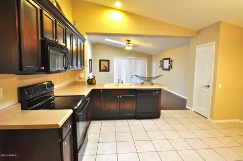 8743 E Nido Cir, Mesa, AZ 85209 photo 15