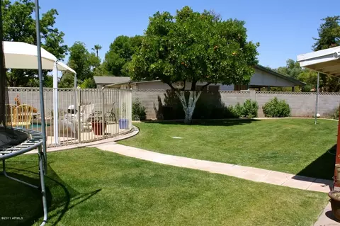 1109 E Palmaire Ave, Phoenix, AZ 85020 photo 9