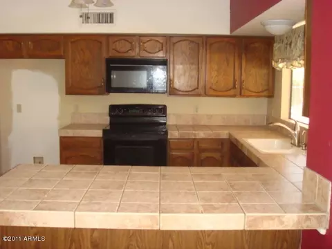 680 E Linda Ln, Gilbert, AZ 85234 photo 6