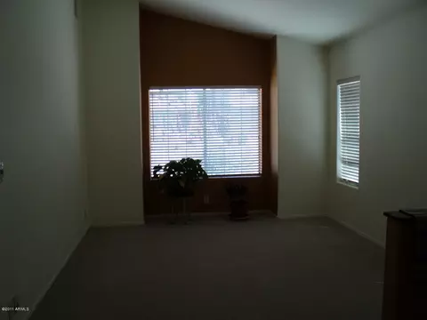 4225 E Graythorn Ave, Phoenix, AZ 85044 photo 2