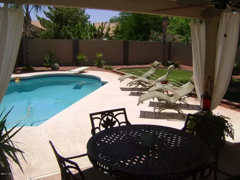 4565 E Thistle Landing Dr, Phoenix, AZ 85044 photo 8