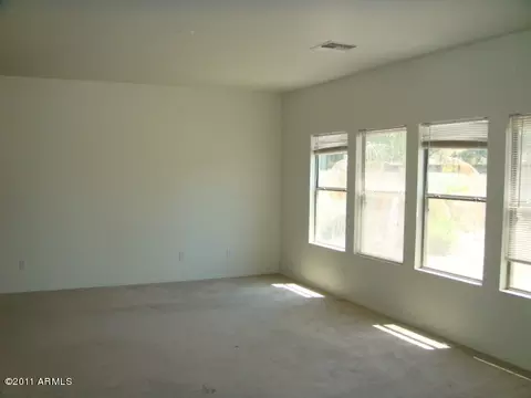 3735 E Betsy Ln, Gilbert, AZ 85296 photo 4