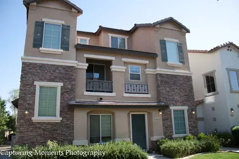 163 W Commerce Ct, Gilbert, AZ 85233 photo 2