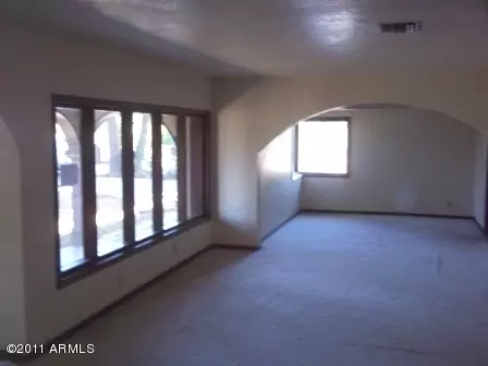 3963 E Oak St, Phoenix, AZ 85008 photo 4