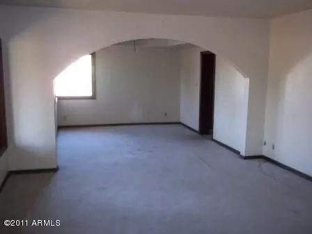 3963 E Oak St, Phoenix, AZ 85008 photo 3