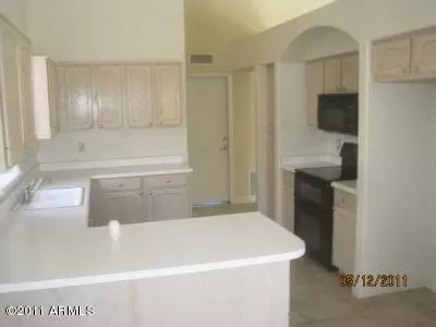 2431 E Indigo Brush Rd, Phoenix, AZ 85048 photo 6