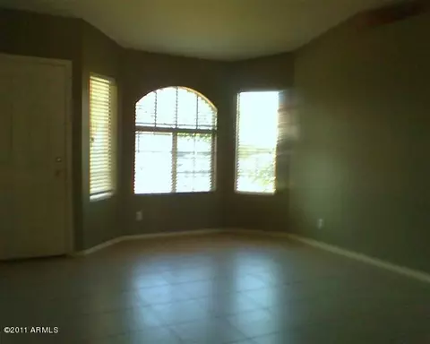 8113 E Dover St, Mesa, AZ 85207 photo 2