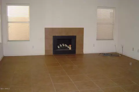 4215 E White Aster St, Phoenix, AZ 85044 photo 4