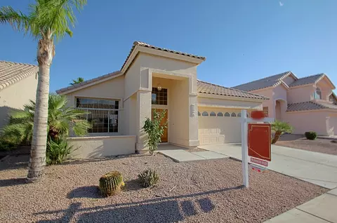 4765 E Bighorn Ave, Phoenix, AZ 85044 photo 2