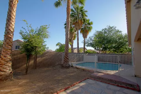 4765 E Bighorn Ave, Phoenix, AZ 85044 photo 5