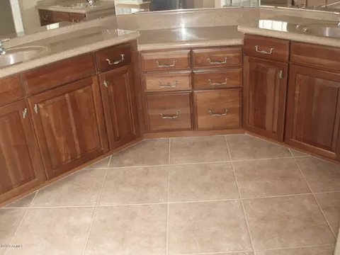 10245 E Lakeview Ave, Mesa, AZ 85209 photo 9