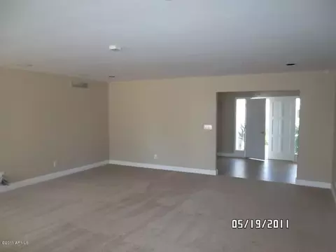 121 E Piping Rock Rd, Phoenix, AZ 85022 photo 3