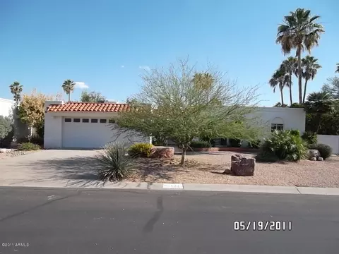 121 E Piping Rock Rd, Phoenix, AZ 85022 photo 1