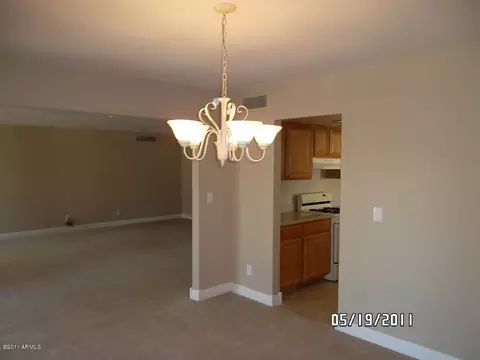 121 E Piping Rock Rd, Phoenix, AZ 85022 photo 7