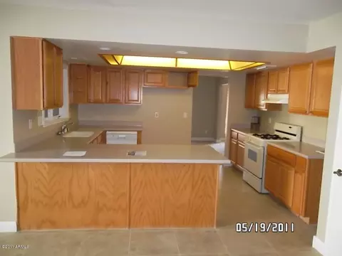 121 E Piping Rock Rd, Phoenix, AZ 85022 photo 9