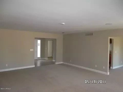 121 E Piping Rock Rd, Phoenix, AZ 85022 photo 4