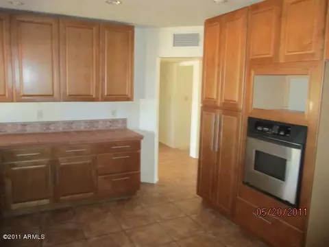 3045 E Charter Oak Rd, Phoenix, AZ 85032 photo 5