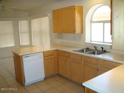 6857 E Lakeview Ave, Mesa, AZ 85209 photo 4