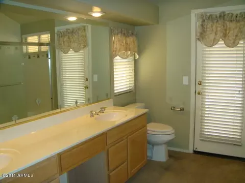 6857 E Lakeview Ave, Mesa, AZ 85209 photo 9