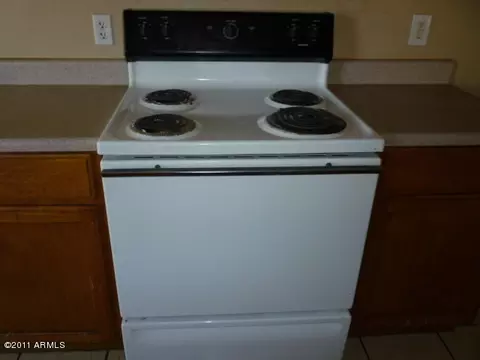 2947 E Mobile Ln, Phoenix, AZ 85040 photo 12