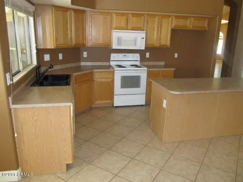 11225 E Prairie Ave, Mesa, AZ 85212 photo 4