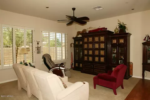 3815 E Parkside Ln, Phoenix, AZ 85050 photo 24